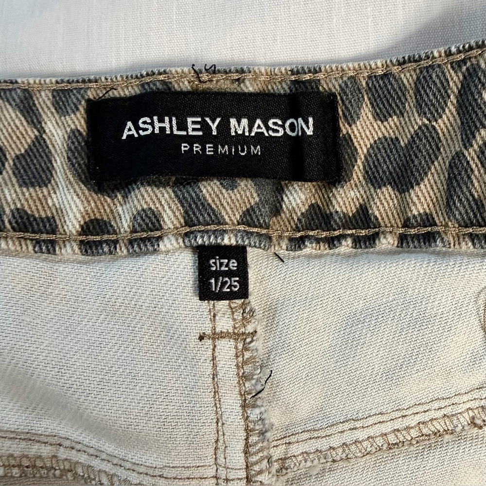 Ashley Mason Leopard Barrel Jeans High Rise Animal Print Denim Size 25 Y2K - Picture 4 of 10